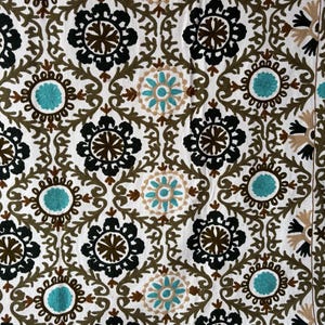 Handmade Cotton Suzani Bedspread: Twin Size Embroidered Tapestry