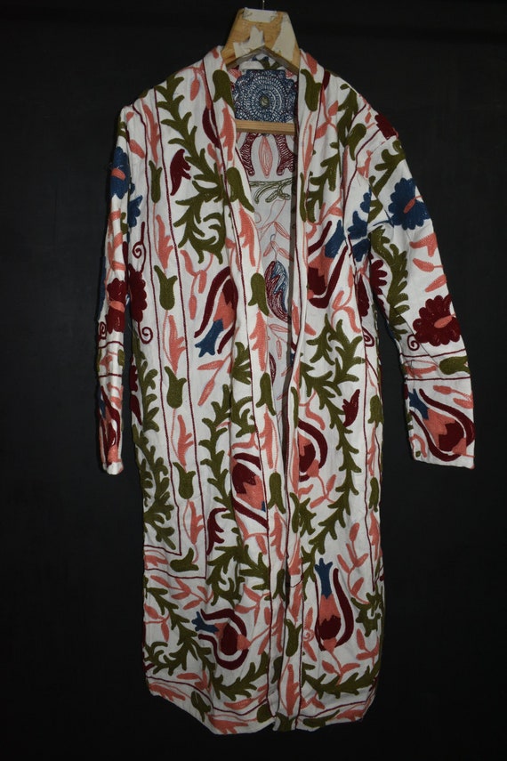 boho hippie jacket bath robe cotton ARTJK08 New Uzbek handmade suzani white jacket caftan clothing