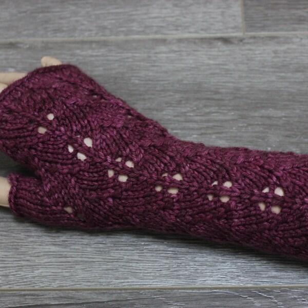 RESERVED for Souricette: Purple Lace Fingerless Gloves