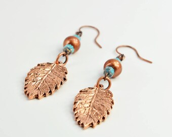 Copper Leaf Charm Dangle Earrings, Nature Inspired Bronze Earrings, Turquoise and Copper Earrings, Dangle Leaf Earrings, Unique Gift for Her