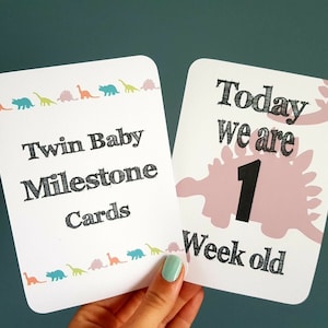 Twin baby Milestone Moment Cards ensemble de 20 conceptions unisexes de bébé dinosaure