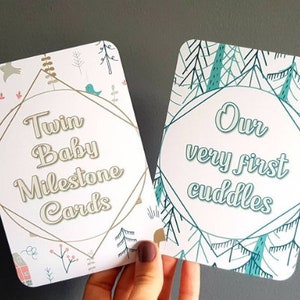 Twin Baby Meilensteinkarten Set von 21 Unisex Baby Shower Foto Requisiten