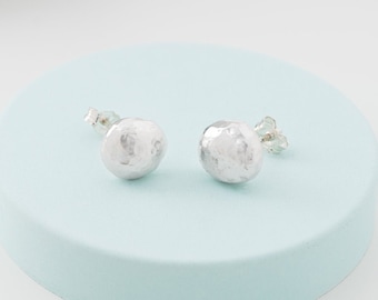 Boucles d'oreilles en argent sterling martelé