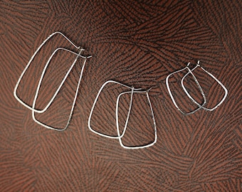 Hammered sterling silver minimalist geometric hoop earrings