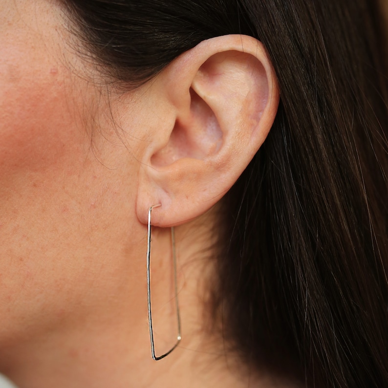 Hammered sterling silver minimalist geometric hoop earrings image 5