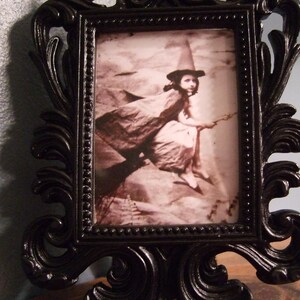 Vintage Style Halloween Picture ~ Gothic Halloween Ornament ~ Vintage Style Witch Picture