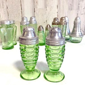 Vintage Hazel Atlas Green Depression Glass, Uranium Reactive Salt and Pepper Shakers Concentric Ring