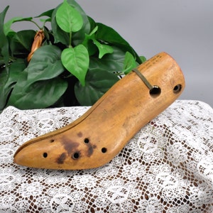 Wooden Shoe Form, Primitive Shoe Tree Red Head Rochester