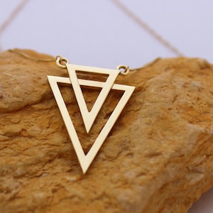 Tiny Gold Triangle Necklace 14k ,Bridesmaid Gift, Dainty Chain, Floating Triangle, boho everyday necklace