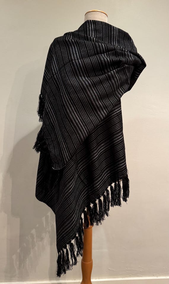 Mexican Rebozo Mexicano Abuelita Stripe Black White Blanco Negro Rayado Wrap Shawl Doula