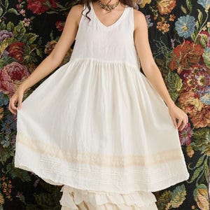 Cassandra Linen and Lace dress | Licorice Cassandra Linen and Lace dress | Licorice