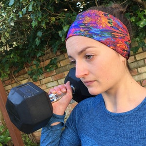Peacock Print Workout Headband: Wide Non-Slip Lycra Running Headband image 6