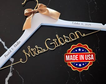 Bridal Hanger, Wedding Dress Hanger, Quinceanera Hanger, Graduation Gown Hanger, Wedding Name Hanger, Personalized Hanger, Wedding Gifts