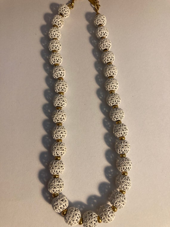 Monet White Filigree Beaded Necklace 18”