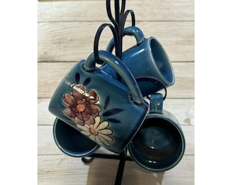 Vintage Metal Coffee Mug Tree with 4 Blue Floral Cups Mugs 70's Retro Blue Japan