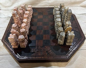 Vintage Mexican Carved Onyx Marble Chess Set Aztec Warriors Octagonal Wood Board