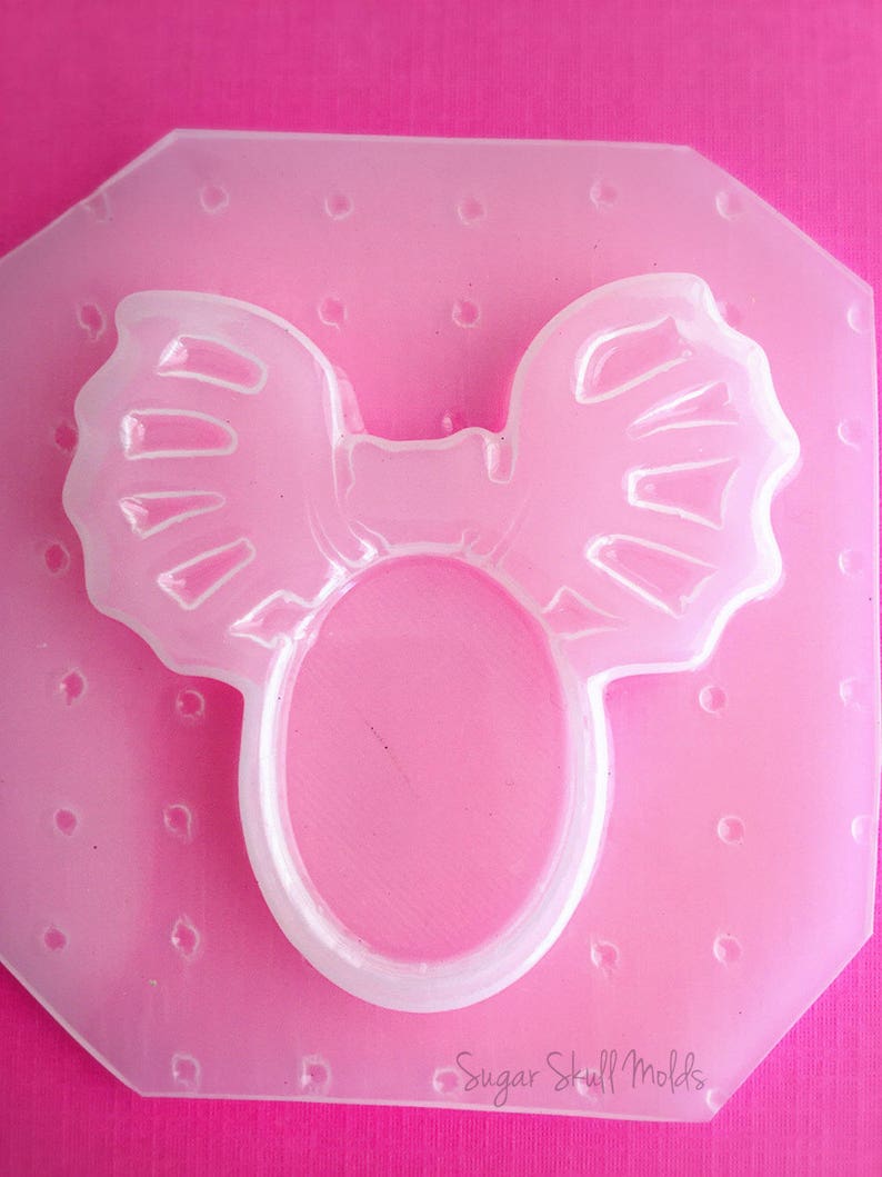 Fancy Bat Wing Photo Frame Bezel Setting Flexible Plastic Mold For Resin Jewelry