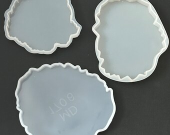 DESTASH Set of 3 Assorted Organic Round and Oval Stone Slice Geode Flexible Silicone Mold For Epoxy Resin