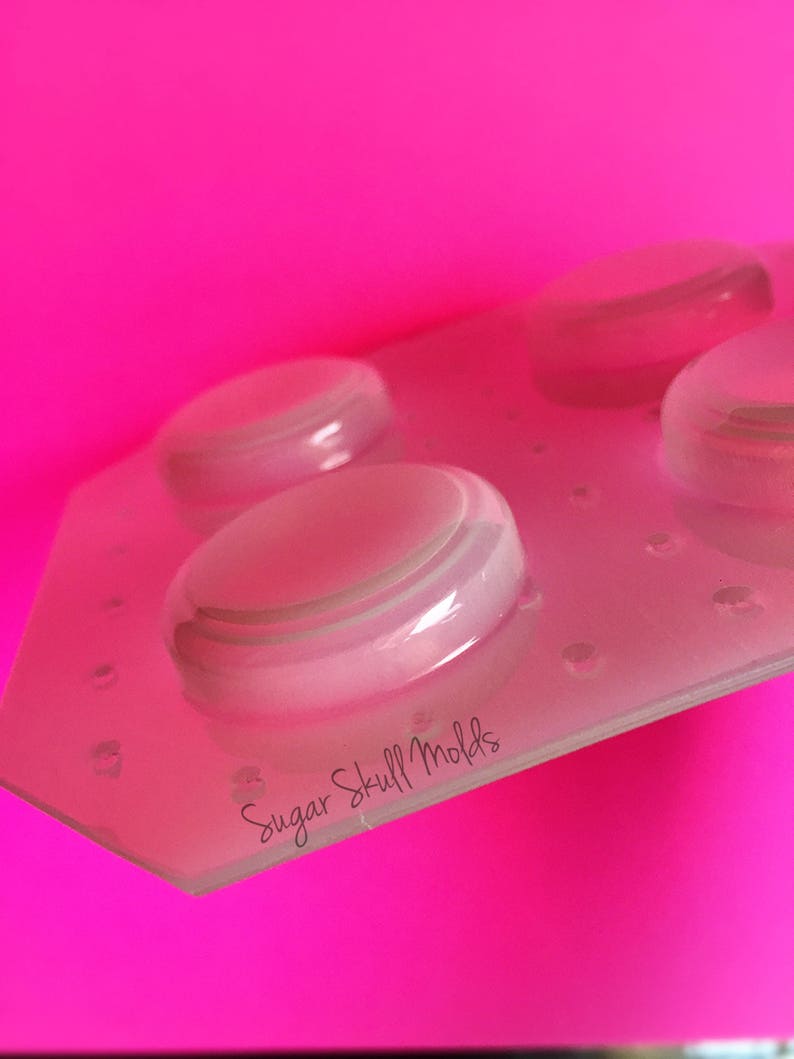 4pc Small 1/&14 Inch Flat Beveled Coin Round Dome Flexible Plastic Mold For Resin Jewelry Crafts