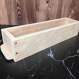 5 Pound Soap Mold With Sliding Bottom