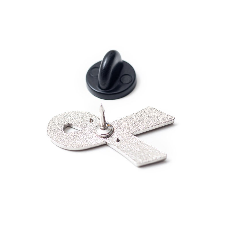 Melanoma remembrance lapel pins Sleep Disorders Mourning Narcolepsy Sleep Apnea Black awareness ribbon pins V2-911