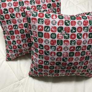 Holiday Collage Pillow Set