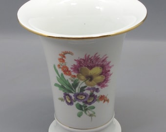 Antique German Porcelain Vase Made by Meissen, the first half of the 20th century, decorated with floral hand paintings