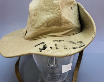 RARE!! a French military hat that was sent to the Israeli army (IDF) after the Sini war (1956) and was marked in IDF marks