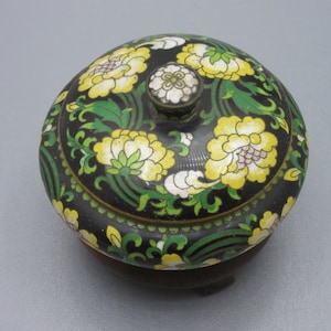 Vintage Chinese Colosone&#39; candy bowl with a  lid on a wooden Chinese base. Decorated with yellow flowers