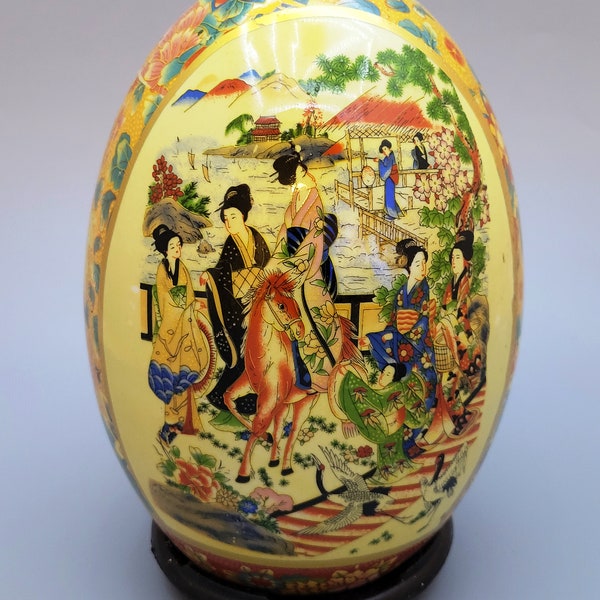 Vintage altes chinesisches Porzellan großes Ei verziert mit japanischer Szene japanischer Damen