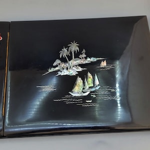 Album fotografico cinese d'epoca in legno e lacca, mai usato, in perfette condizioni