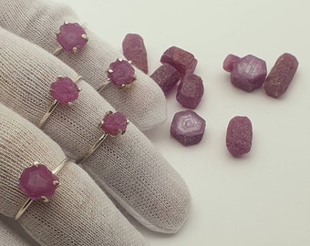 Raw ruby ring 925 silver,rough ruby ring, genuine ruby ring,Minimalis raw ruby ring,Crystal rings,gemstone rings,silver rings,handmade rings