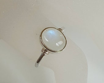 Bague pierre de lune en argent 925, bagues en pierre de lune, bague en pierre de lune en argent, bijoux en pierre de lune arc-en-ciel, bagues en pierre de lune, bagues en pierres précieuses, bagues faites main