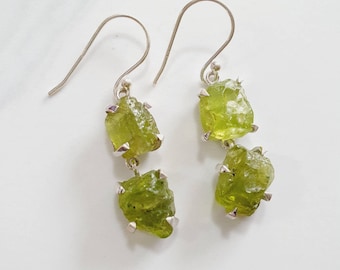 Raw peridot earrings 925 silver, rough Peridot earrings,gemstone earrings,August birthstone,Crystal earrings,genuine peridot earrings