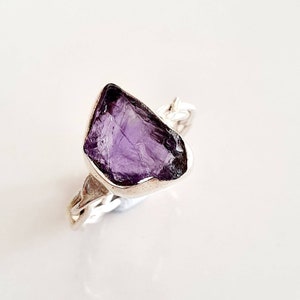 Raw Amethyst ring 925 silver, amethyst silver ring, gemstone rings,crystal rings,genuine amethyst ring,raw stone ring, gemstone jewelry