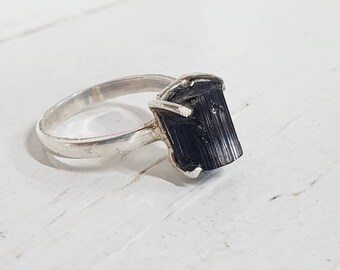 raw black tourmaline ring 925 silver,black tourmaline rings,rough Tourmaline rings,black gemstone rings,crystal rings,handmade rings