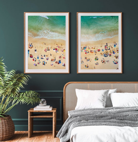 Beachy Coastl Wall Art Print ~ Summer Vibes Decor ~ Top view op People at the Shore ~ Instant Digital Download