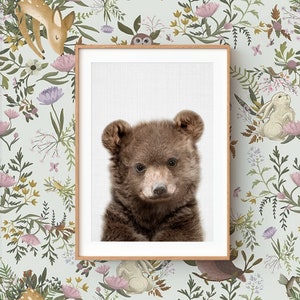 Baby Bär Wand Kunst ~ Wald Tier Kinderzimmer Dekor ~ gedruckt und versandt ~ grauer Hintergrund