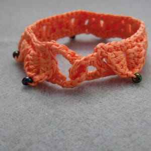 Just Peachy Fantasy Leaves Bracelet, Crochet Unisex Jewelry, Hypoallergenic Cotton Bracelet, Leaf Bracelet with Glass Beads, Role-Playing image 5