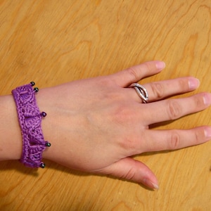 Medium Purple Fantasy Leaves Bracelet, Crochet Unisex Jewelry, Hypoallergenic Cotton Bracelet, Leaf Bracelet with Glass Beads, Role-Playing