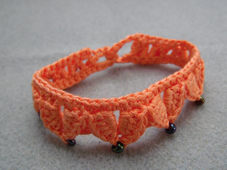 Just Peachy Fantasy Leaves Bracelet, Crochet Unisex Jewelry, Hypoallergenic Cotton Bracelet, Leaf Bracelet with Glass Beads, Role-Playing image 10