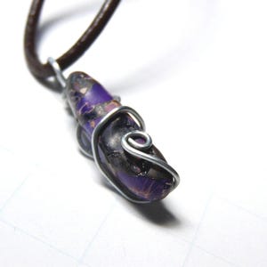 Purple Wire Wrapped Jasper Pendant, Natural Stone Pendant, Wrapped Jasper on Leather Cord, Women&#39;s Pendant Necklace, Purple and Black Jasper