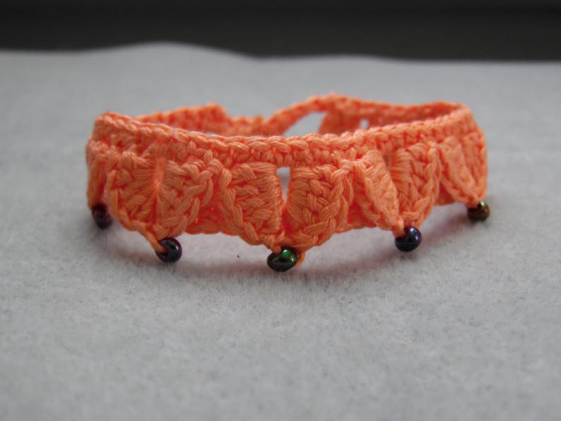 Just Peachy Fantasy Leaves Bracelet, Crochet Unisex Jewelry, Hypoallergenic Cotton Bracelet, Leaf Bracelet with Glass Beads, Role-Playing image 8