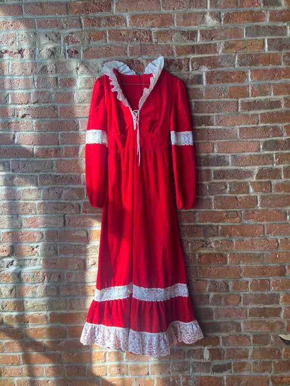 Holiday prairie dress