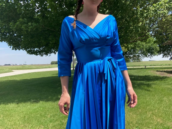 Small 1950s Icy Blue Mermaid Dress – Style & Salvage