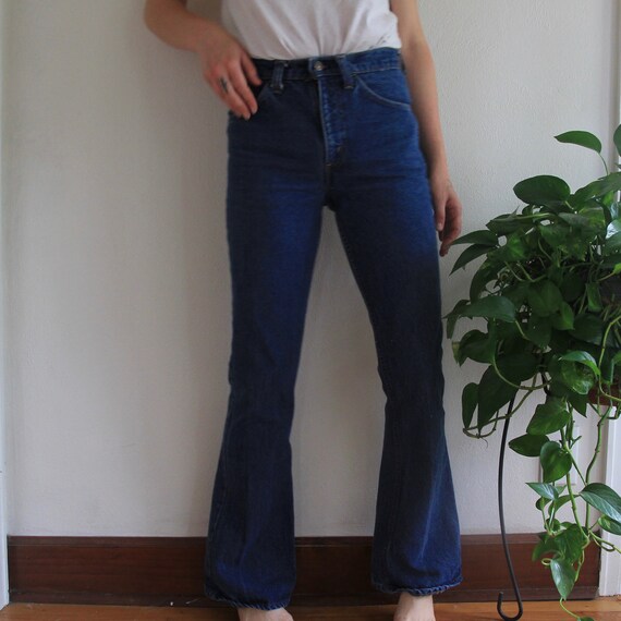Levi's flares 28'' waist