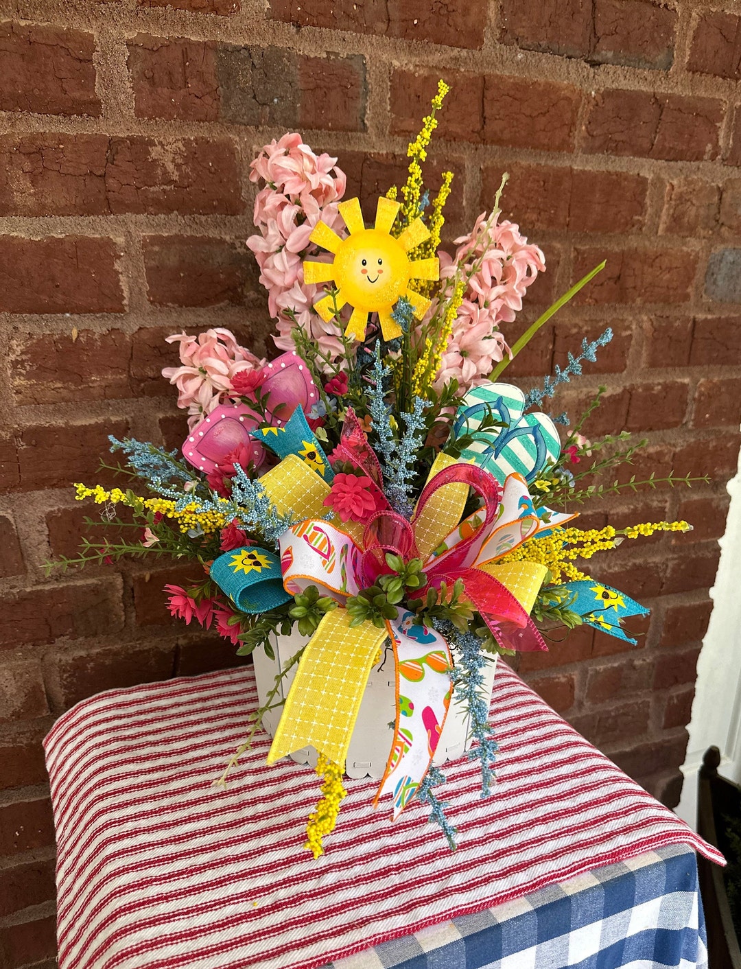 Summer Kitchen Table Floral, Flip Flop Centerpiece, Pool Party Decor