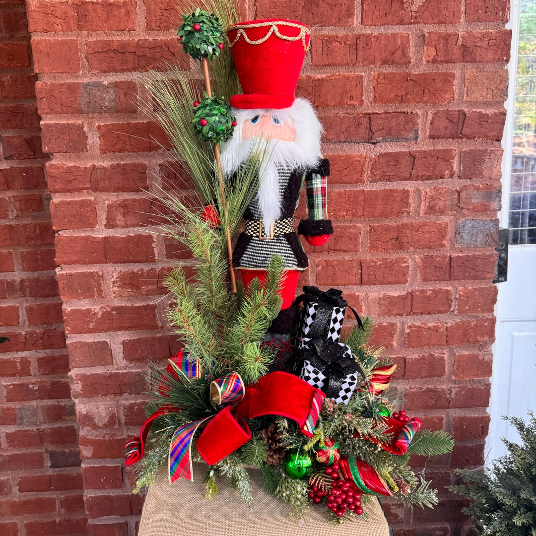 Kitchen Nutcracker Centerpiece Holiday Nutcracker Floral Etsy