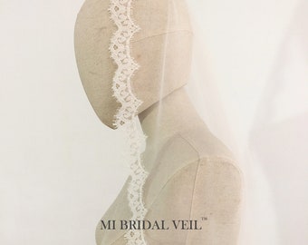Cathedral Wedding Veil, Chantilly Lace Veil Cathedral, Mantilla Lace Veil, Lace Veil with Blusher, Small Eyelash Lace Veil, Mi Bridal Veil