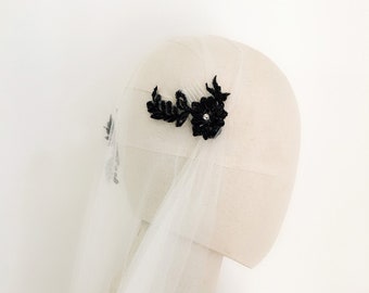 Black Cap Wedding Veil, Juliet Cap Veil, Vintage Style Veil, Beaded Black / Ivory / White / Champagne Lace Juliet Cap Wedding Veil